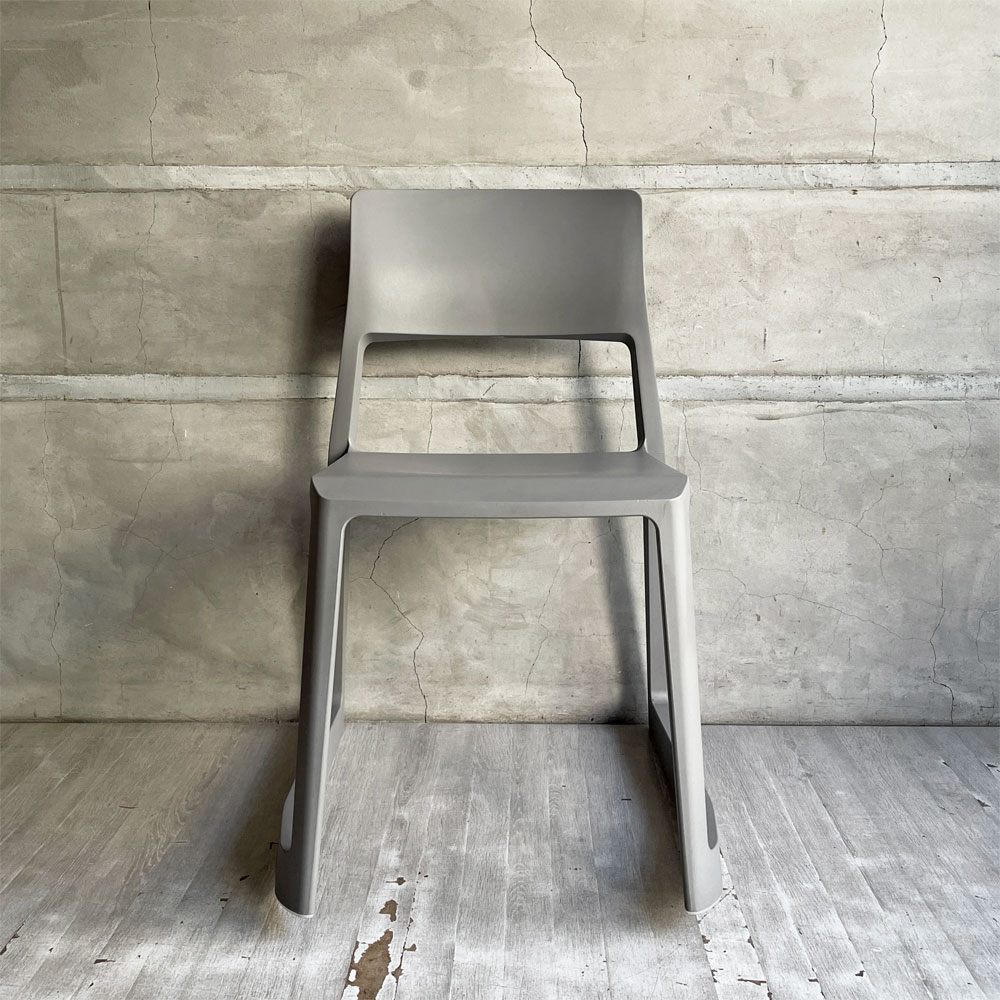 ヴィトラ Vitra ティプトン Tip Ton ワークチェア ダイニングチェア デスクチェア バサルト スタッキング チルト機能 定価￥47,300- A ♪