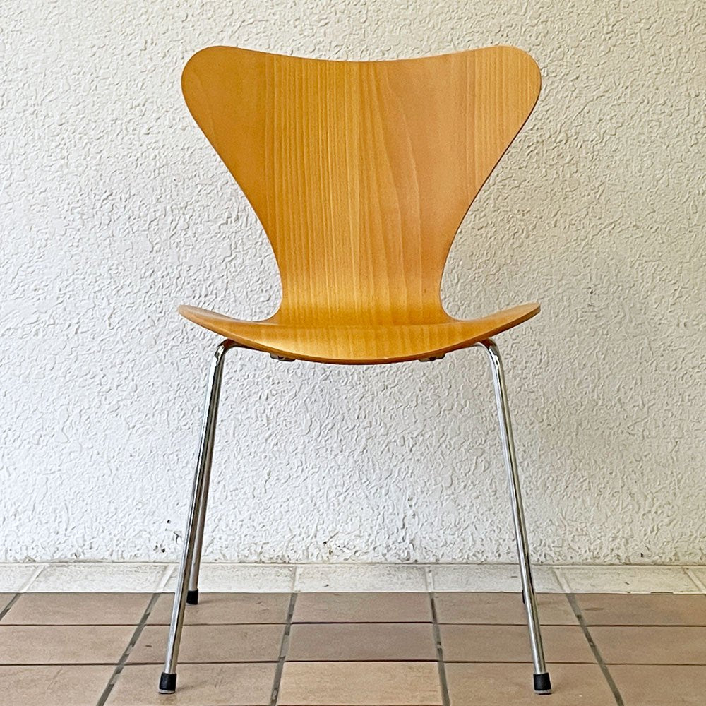 フリッツハンセン Fritz Hansen セブンチェア ビーチ材 ナチュラル アルネ・ヤコブセン Arne Jacobsen スタッキング デンマーク 北欧家具 B ◇