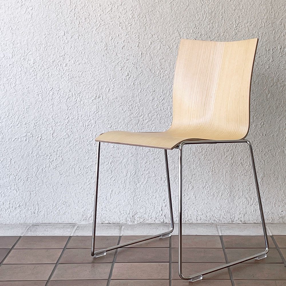 エンゲルブレヒト Engelbrechts チャリック CHAIRIK 107 ダイニングチェア スタッキング そり足 アッシュ 未使用品 デンマーク A ◇