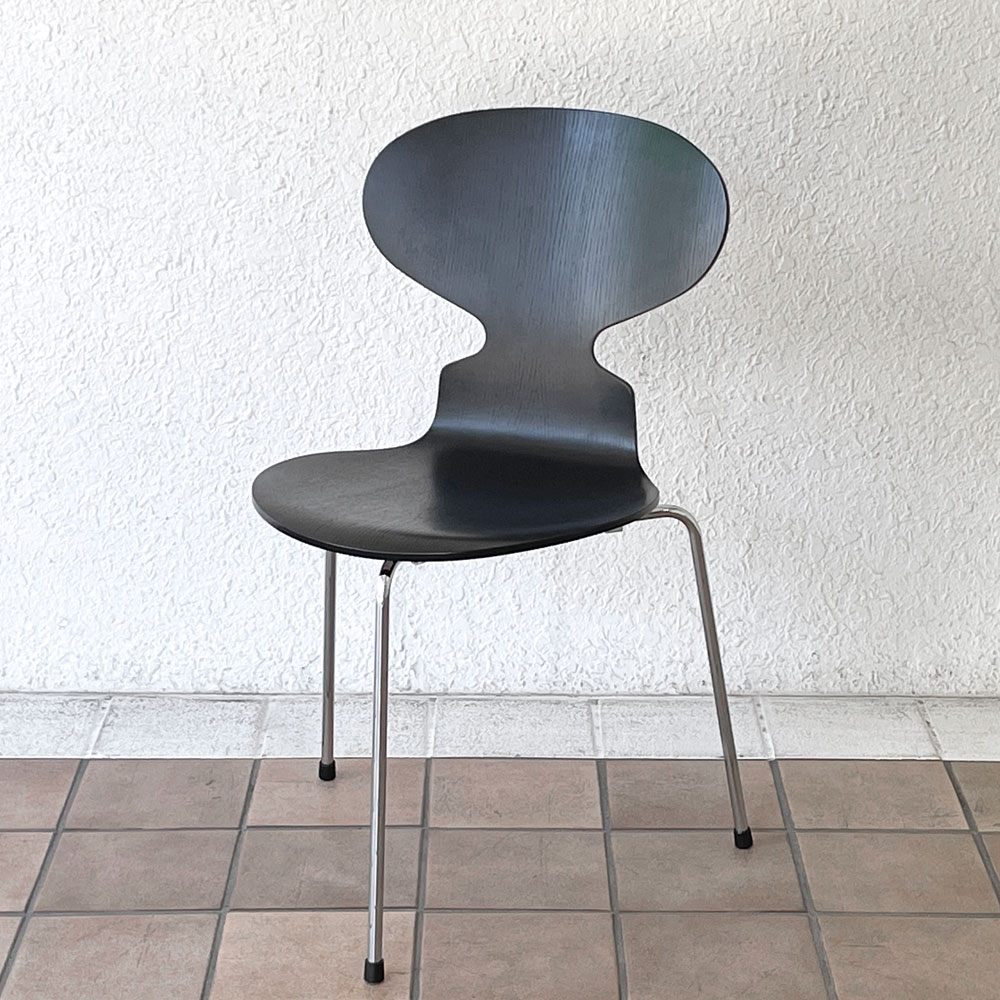 フリッツハンセン Fritz Hansen アントチェア アリンコチェア 3本脚 カラードアッシュ ブラック アルネ・ヤコブセン デンマーク 北欧家具 ◇