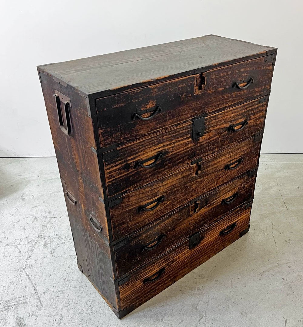 ジャパンビンテージ Japan Vintage 時代箪笥 桐箪笥 重ね 5段 抽斗5杯 鉄金具 整理箪笥 大極上請合 鍵圧細工 古家具 和家具 現状品 ●