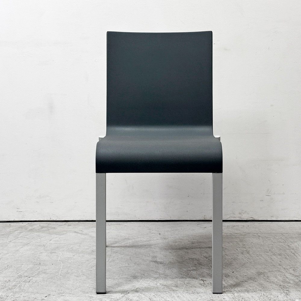 ヴィトラ vitra. ゼロスリー .03 ダイニングチェア スタッキングチェア マールテン・ヴァン・セーヴェレン Maarten Van Severen ダークグレー ●