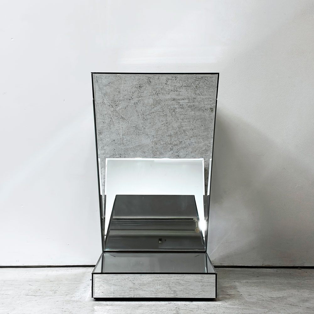 カレ KARE ラグジュアリー Zサイドテーブル LUXURY Z sidetable ミラー張り コーヒーテーブル ベッドサイド ドイツ 廃番 ●
