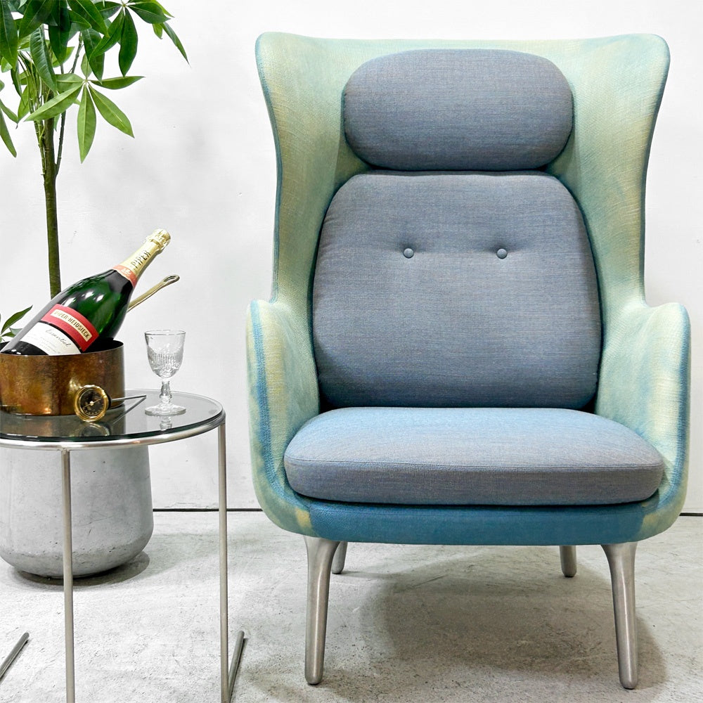フリッツハンセン Fritz Hansen ロオチェア RO JH1 ラウンジチェア ファブリック Faded Denim Blue アルミベース ハイメ・アジョン 現行定価￥526,680以上 ●