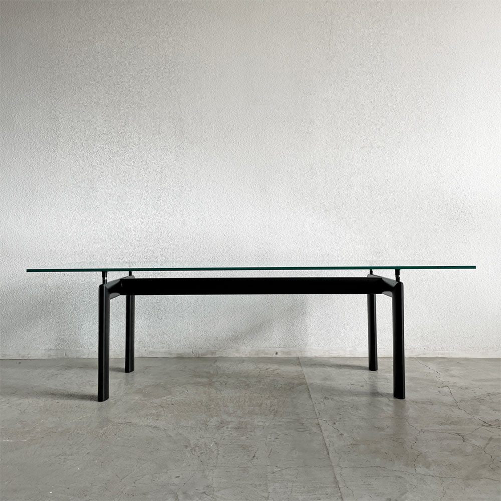 カッシーナ Cassina ターブル・テューブ・ダヴィオン 6 TABLE TUBE D’AVION LC6 ダイニングテーブル クリアガラス天板 ブラック脚 W225×D85cm ル・コルビジェ 定価￥1,111,000- 〓