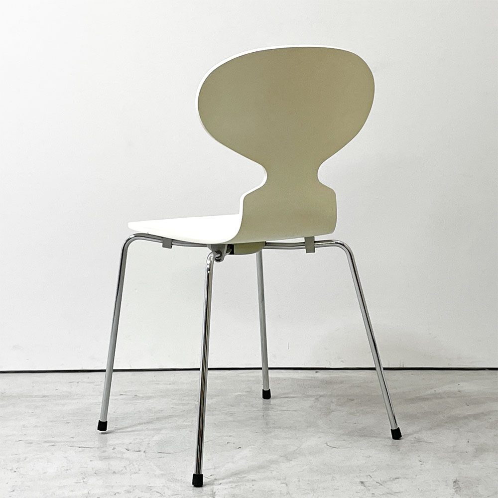 フリッツハンセン Fritz Hansen アントチェア ANT CHAIR アリンコチェア 4本脚 ホワイト ラッカー アルネ・ヤコブセン デンマーク 北欧家具 B ●