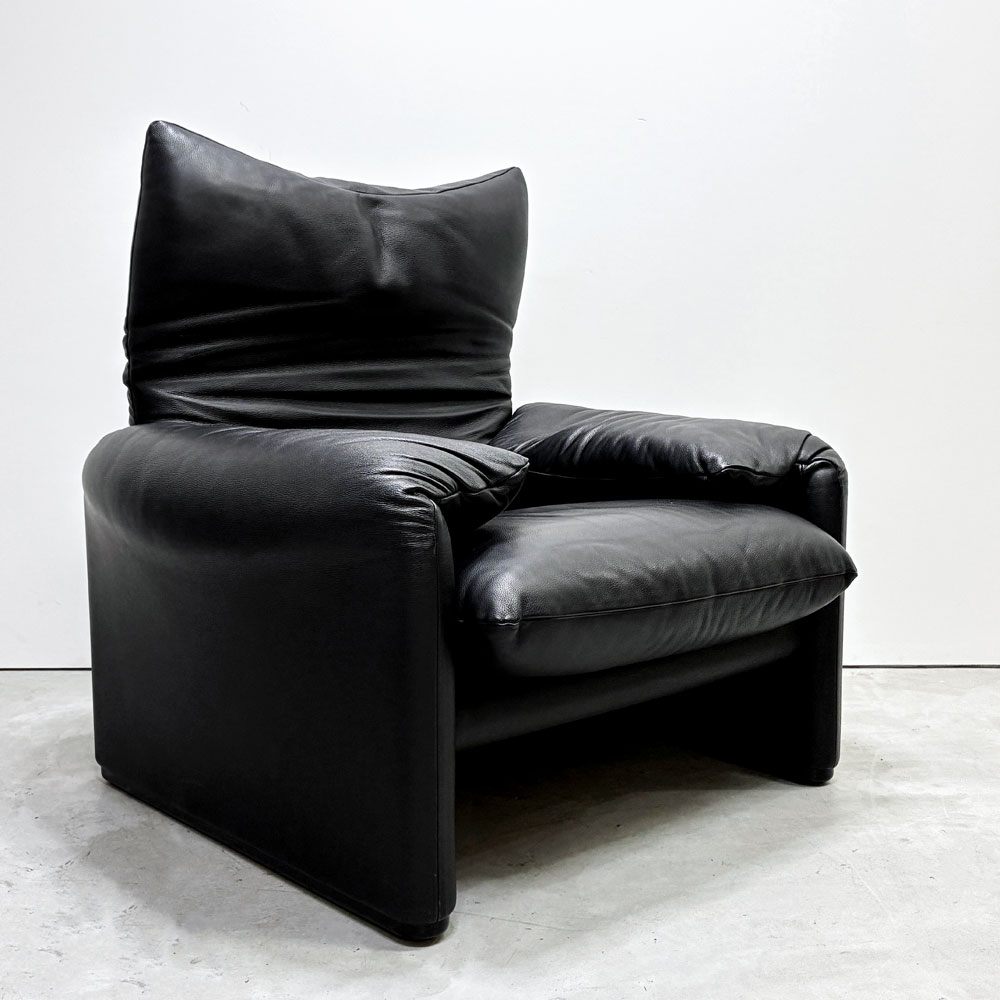 カッシーナイクスシー Cassina ixc マラルンガ MARALUNGA 675-1Pソファ 本革 ヴィコ・マジストレッティ 定価約￥1,144,000- ●