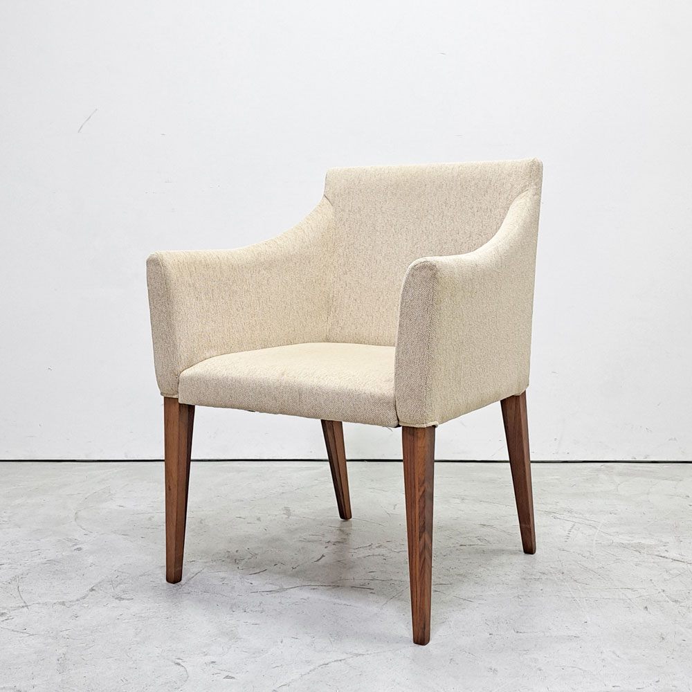 アクタス ACTUS ファイン2 FINE2 ダイニングチェア アームチェア ウォールナット材 ファブリックシート ホワイトベージュ系 張り座 ナチュラルモダン 廃番 B ●