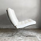 バルセロナチェア Barcelona Chair 1シーター レザー ホワイト リプロダクト品 1シーターソファ ミース・ファン・デル・ローエ モダンデザイン ■