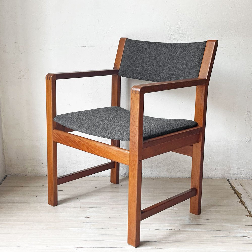 ディースキャン D-SCAN チーク材 アームチェア ダイニングチェア ファブリック デンマーク 北欧家具 美品 ★