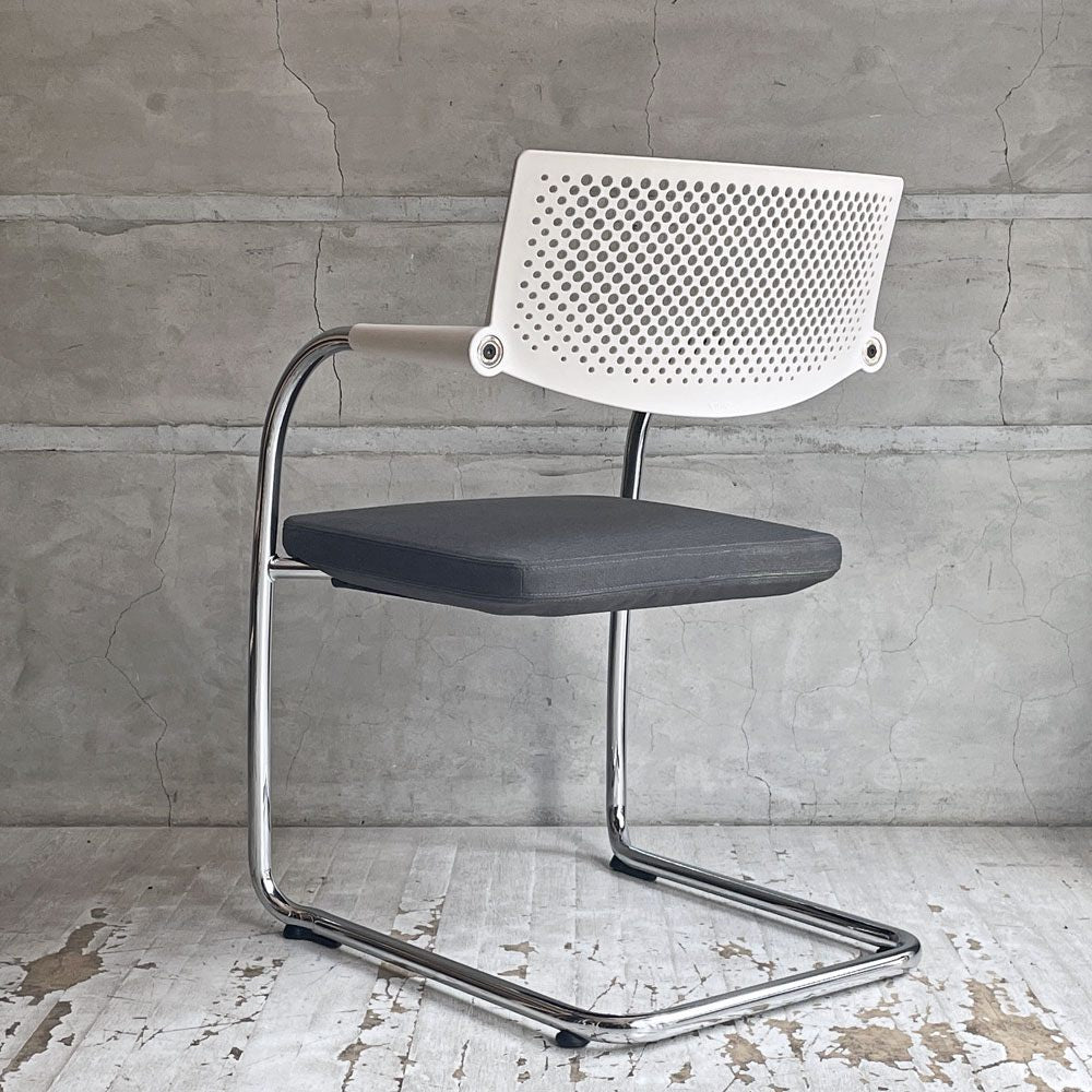 ヴィトラ vitra ビザビ2 Visavis2 アームチェア デスクチェア ホワイト/グレー カンティレバー スタッキング可能 アントニオ・チッテリオ D ♪