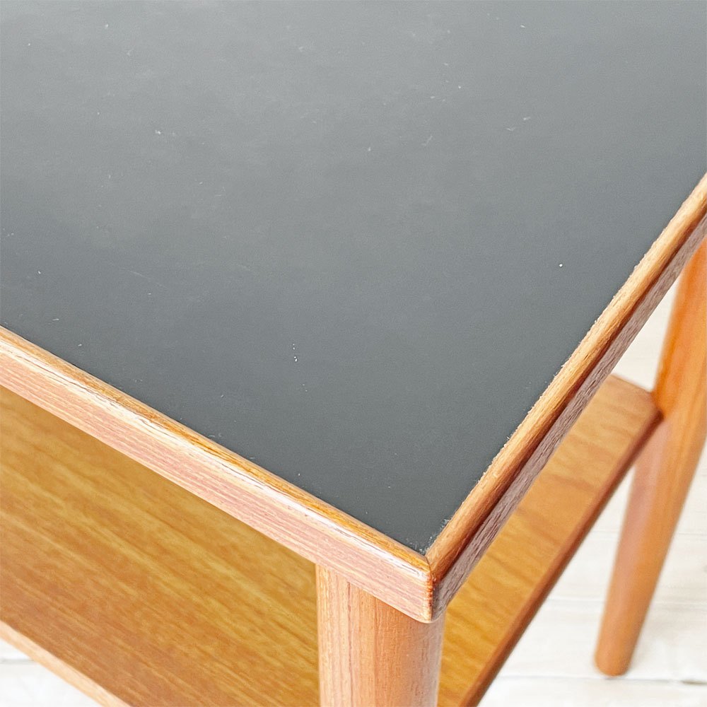 ソボーモブラー Soborg mobler チーク材 サイドテーブル メラミントップ ボーエ・モーエンセン Borge Mogensen 北欧家具 デンマーク ★