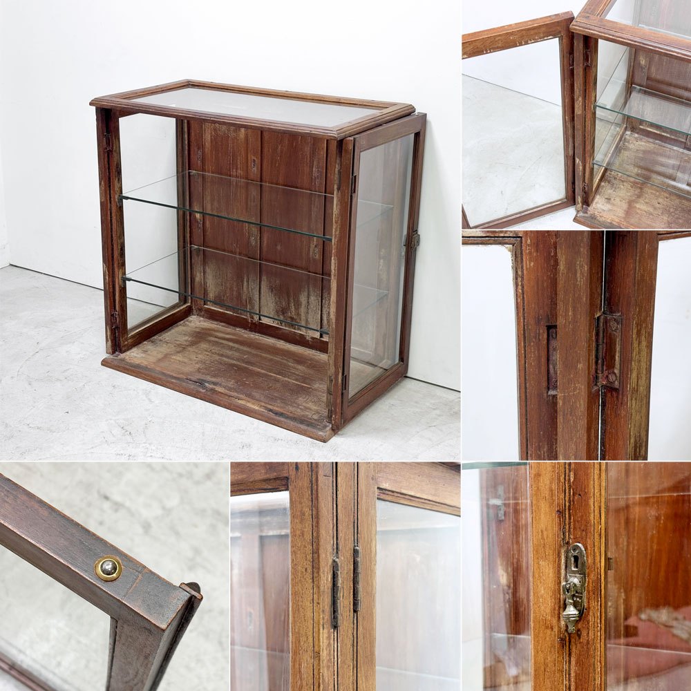 ビンテージ Vintage ガラスショーケース Display Case 木製 ガラス棚板 飾り棚 陳列棚 3段 鍵欠品 ●