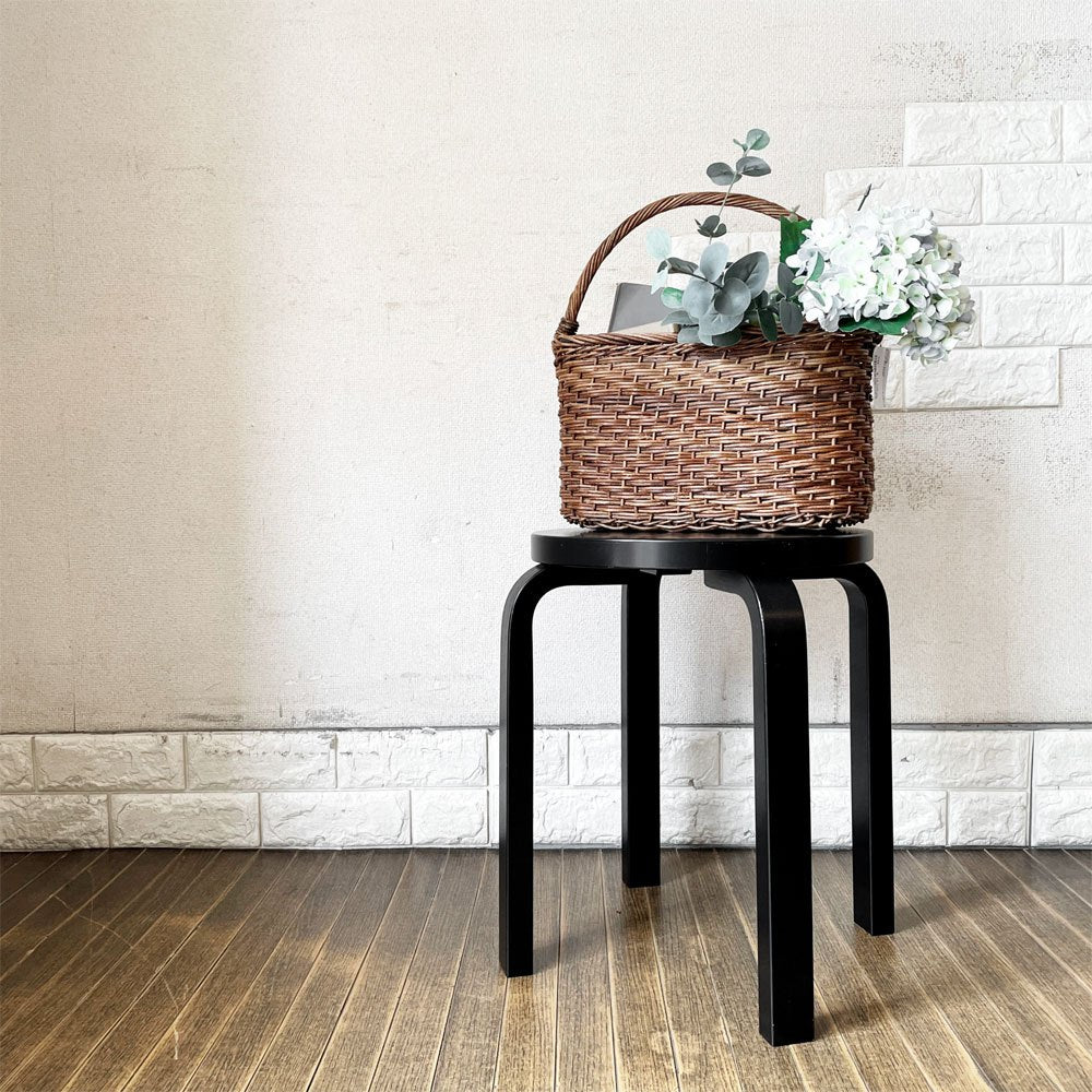 アルテック artek スツール Stool E60 4本脚 バーチ材 ブラックラッカー アルヴァ・アアルト フィンランド 北欧家具 定価￥57,200- ◎