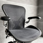 ハーマンミラー Herman Miller アーロンチェア  Aeron Chair タキシードメッシュ フル装備 Bサイズ ポスチャーフィット ポリッシュドアルミベース レザーアーム ビル・スタンフ ＆ ドン・チャドウィック ♪