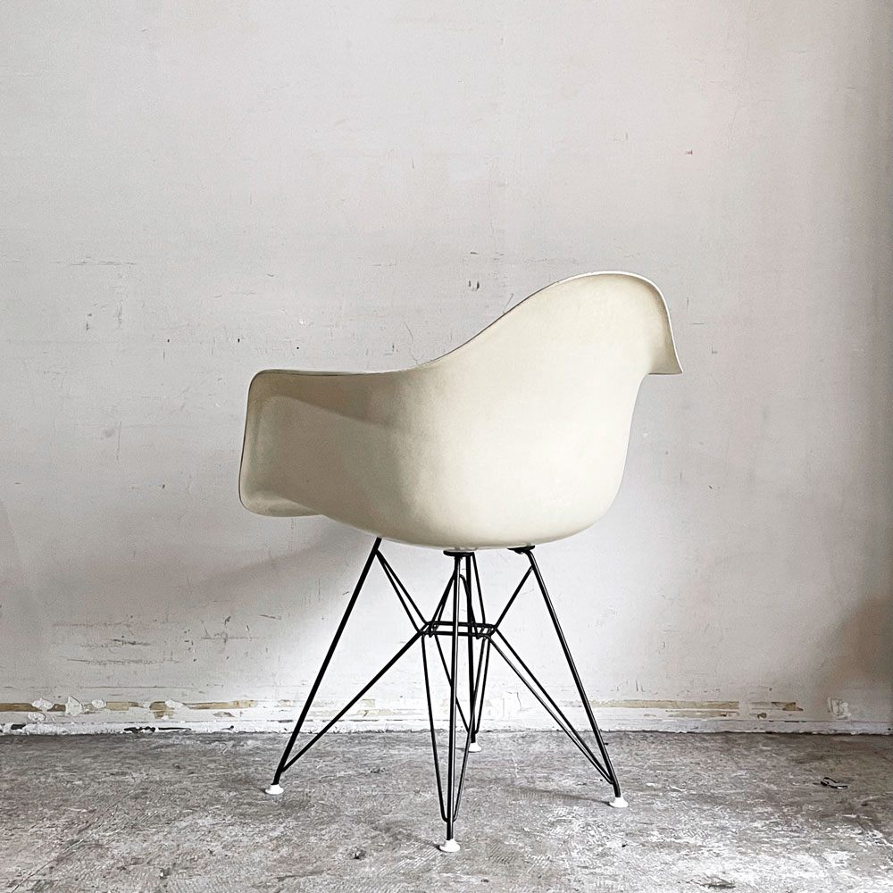 ハーマンミラー Herman Miller アームシェルチェア セカンド 2nd FRP パーチメント すっぴんモデル エッフェルベース イームズ ミッドセンチュリー ■