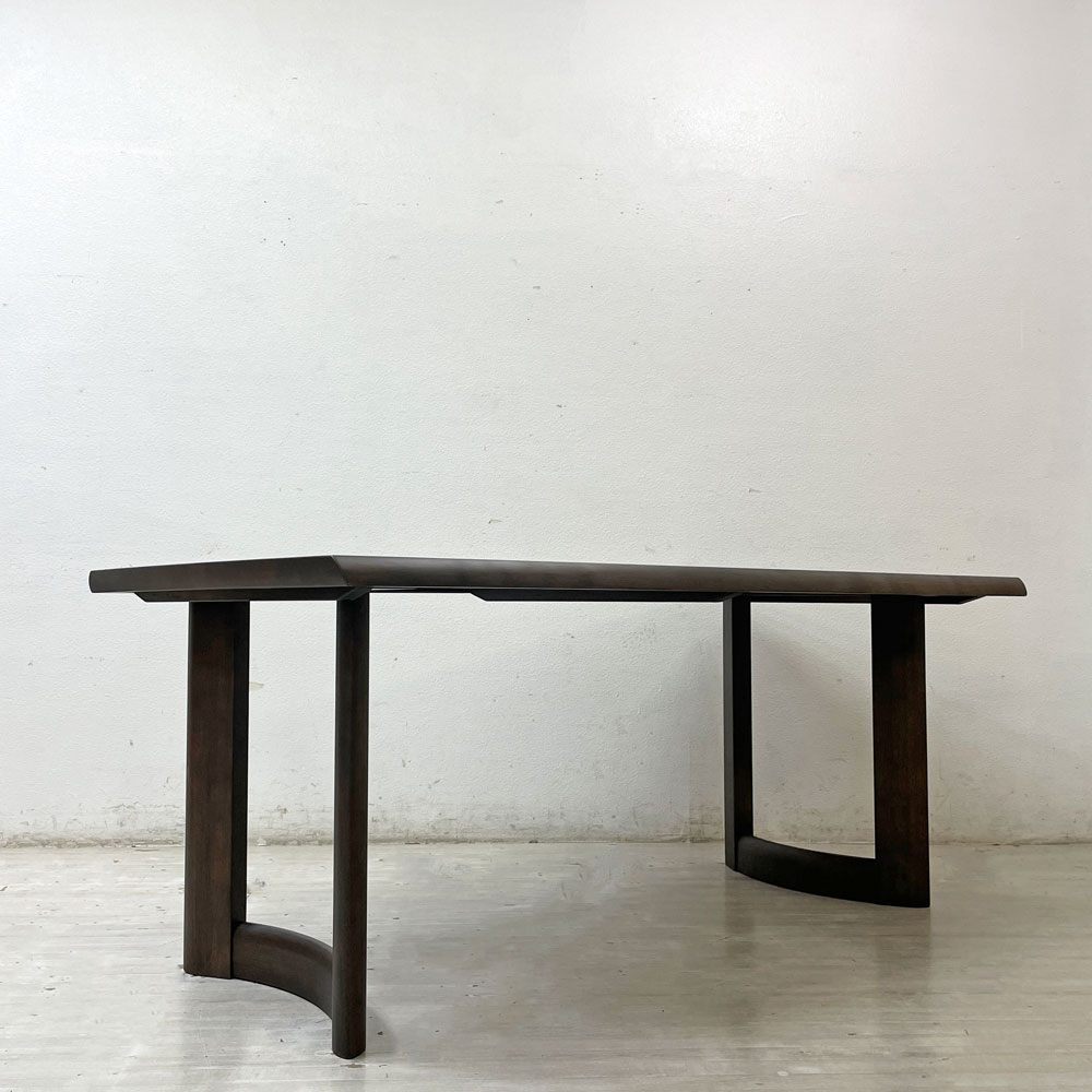 カリモク karimoku ディレトーレ Direttore ダイニングテーブル 無垢集成材 W164cm モダンデザイン 展示品 美品 ●