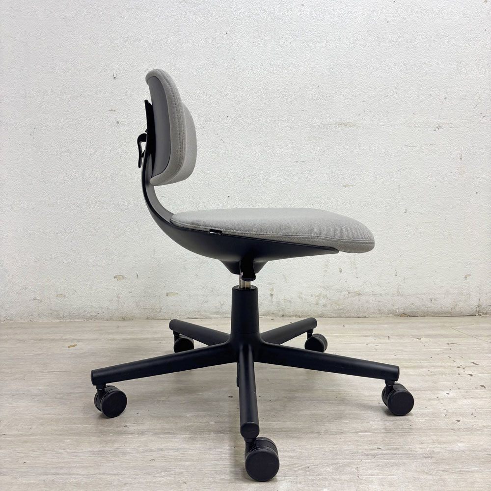 ヴィトラ vitra ルーキー Rookie デスクチェア キャスターチェア コンスタンチン・グルチッチ グレー系 ファブリッック 定価￥78,100- A ●