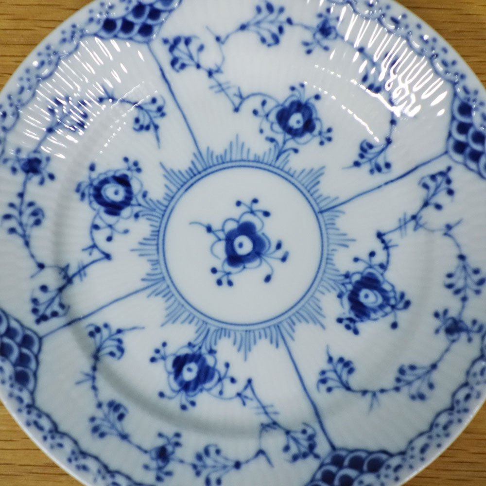ロイヤルコペンハーゲン ROYAL COPENHAGEN ブルーフルーテッド ハーフレース プレート 15cm 北欧食器 Ａ ◎