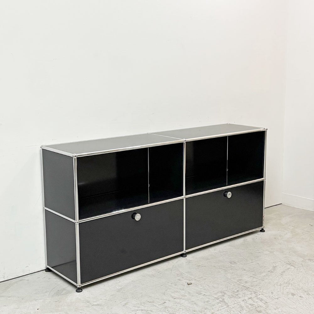 ユーエスエムハラー USMハラー USM Haller モジュラーファニチャー キャビネット シェルフ 2列2段 ドロップダウンドア×2 グラファイトブラック 定価270,079円 ●