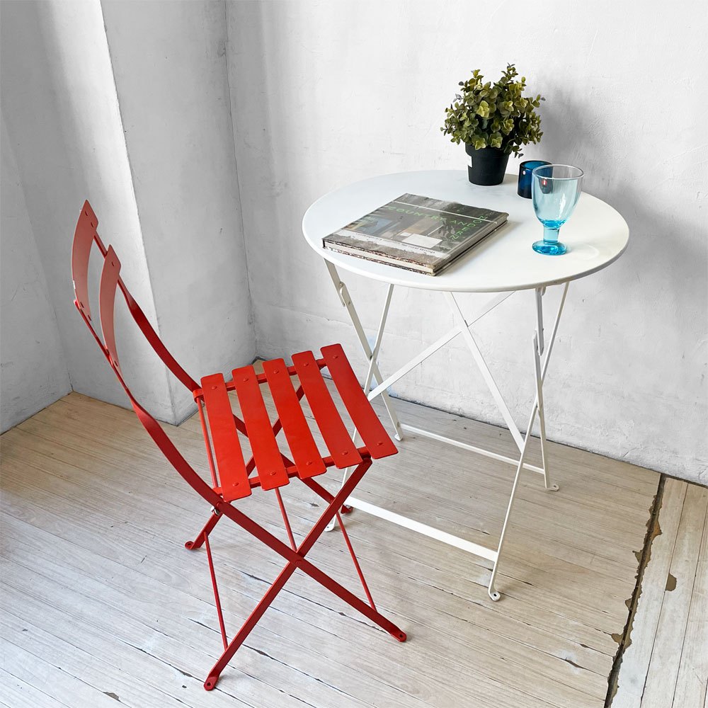 フェルモブ Fermob ビストロ Bistro フォールディング ガーデンテーブル ラウンドテーブル カフェテーブル Φ60cm フランス 定価¥48,400- ★