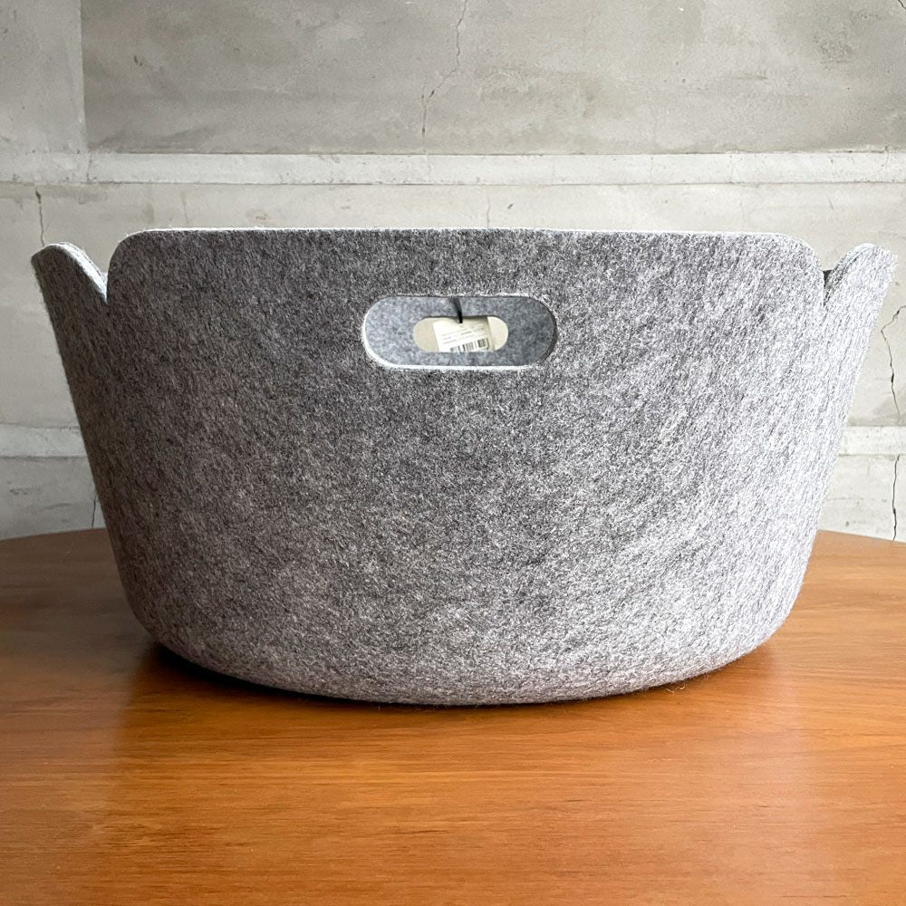 ムート MUUTO レストアバスケット RESTORE BASKET ラウンド フェルト地 グレー ミカ トルバネン 専用袋付き デンマーク 定価27,500円 ♪