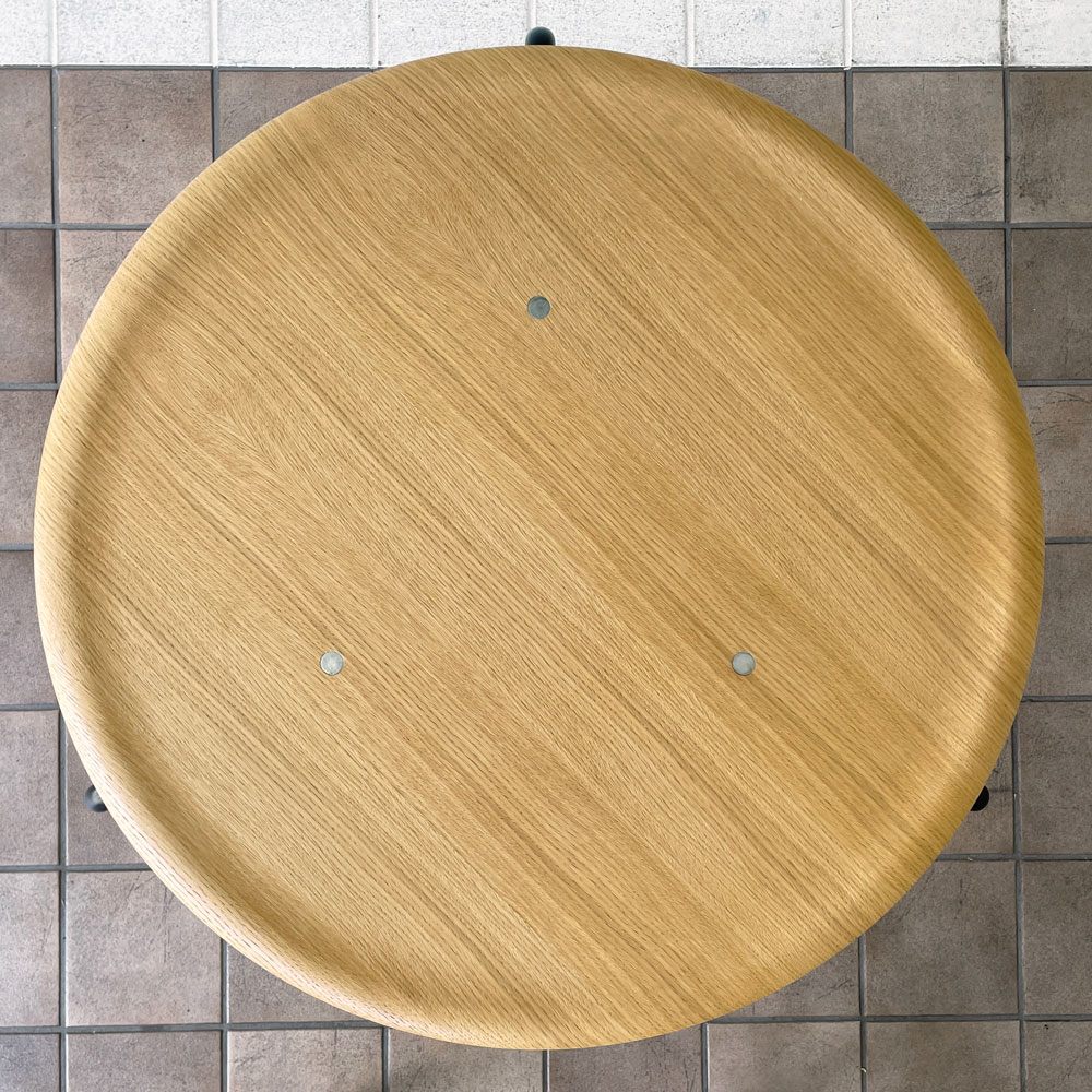 エンゲルブレヒト Engelbrechts ケヴィ KEVI 2010 ダイニングテーブル オーク材 プライウッド カフェテーブル 70cm 3本脚 ヨルゲン・ラスムッセン デンマーク 未使用品 ◇