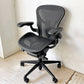 ハーマンミラー Herman Miller アーロンチェア リマスタード フル装備 Aサイズ デスクチェア オフィスチェア オニキスウルトラマット アルミダイキャスタベース ポスチャーフィット 2022年製 ★