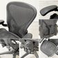 ハーマンミラー Herman Miller アーロンチェア Bサイズ ポスチャーフィット ヘッドレスト付き フル装備 グラファイト ビル・スタンフ＆ドン・チャドウィック ●