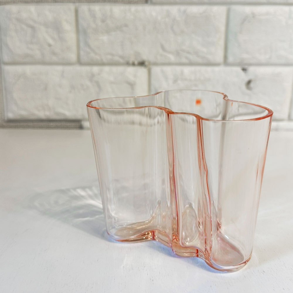 イッタラ iittala アルヴァ・アアルトコレクション Alvar Aalto Collection ベース H95mm サーモンピンク 日本限定 アルヴァ・アアルト生誕120周年記念 北欧雑貨 ◎