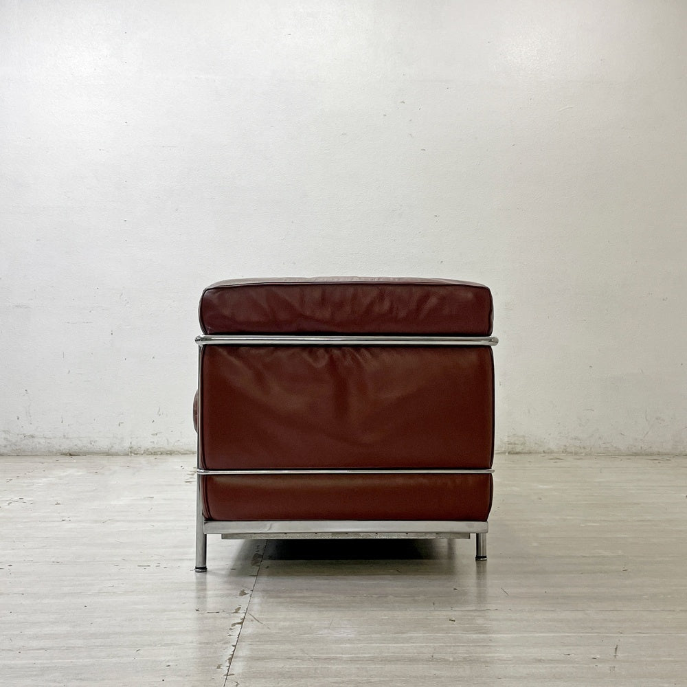 カッシーナ Cassina LC2 ソファ 3シーター ポリエステルパッディング仕様 グランフォール イ・マエストリ ル・コルビュジェ ブラウン系×クローム MoMA永久所蔵品 参考価格：220万相当 ●