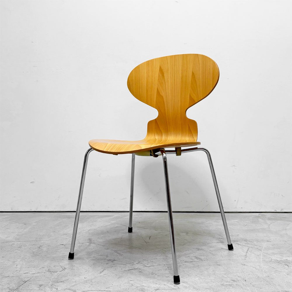 フリッツハンセン Fritz Hansen 3101 アリンコチェア アントチェア 4本脚 ナチュラルビーチ ラッカー仕上げ フェルトグライズ アルネ・ヤコブセン B ●