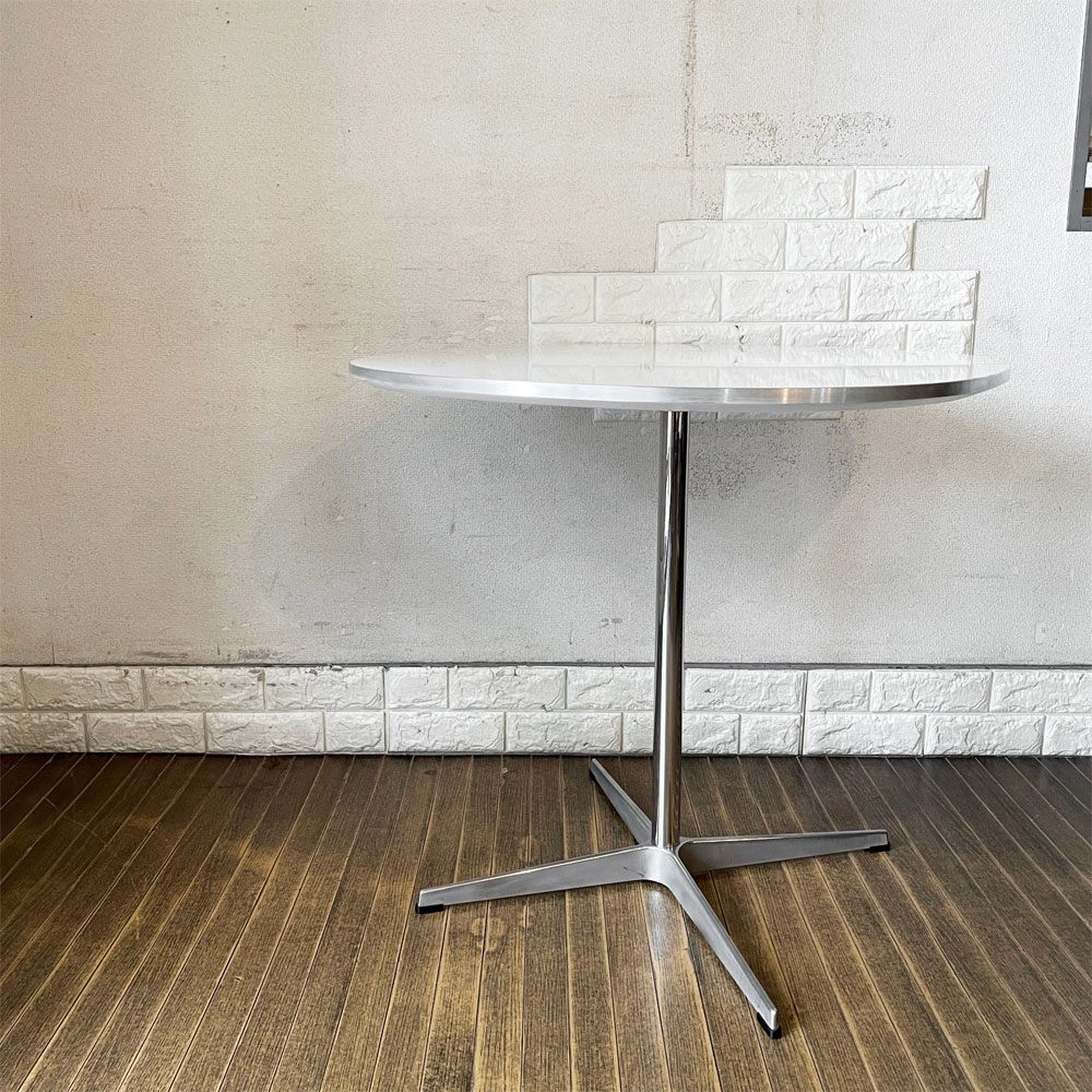フリッツハンセン Fritz Hansen スーパー円テーブル Aテーブル SUPERCIRCULAR Table  A602 カフェテーブル W75cm ホワイトメラミン ピート・ハイン アルネ・ヤコブセン 定価￥261,800- ◎