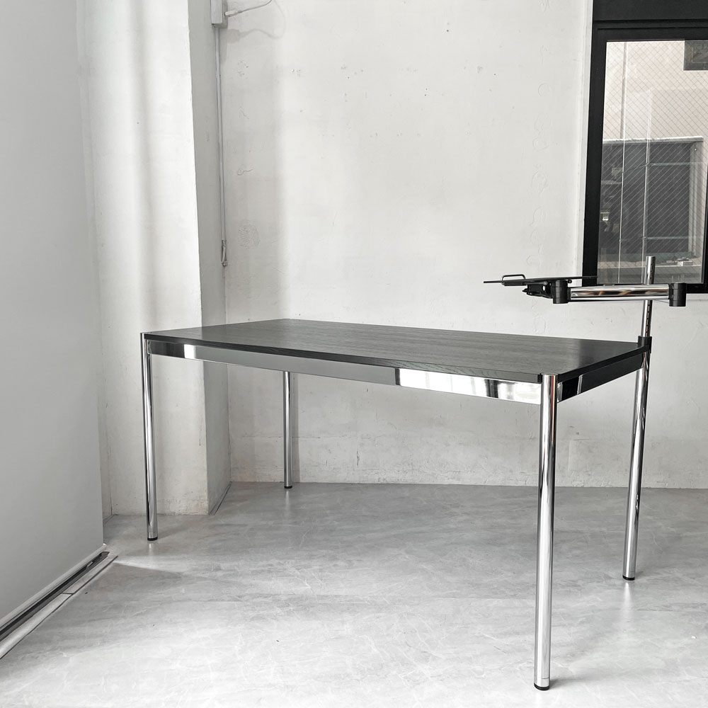 USMモジュラーファニチャー USM Haller USMハラーテーブル ワークデスク トレイ付きスイングアーム付き オーク天板 ブラック  W150 × D75cm スイス ★