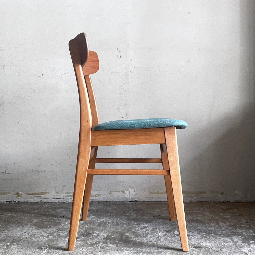 北欧ビンテージ Scandinavian vintage ダイニングチェア チーク材 x ビーチ材 ブルー系 ファブリック 北欧家具 ■