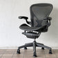 ハーマンミラー Herman Miller アーロンチェア Bサイズ ポスチャーフィット フル装備 グラファイト ビル・スタンフ＆ドン・チャドウィック ◇