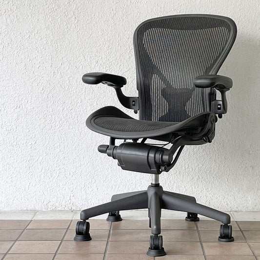ハーマンミラー Herman Miller アーロンチェア Bサイズ ポスチャーフィット フル装備 グラファイト ビル・スタンフ＆ドン・チャドウィック ◇