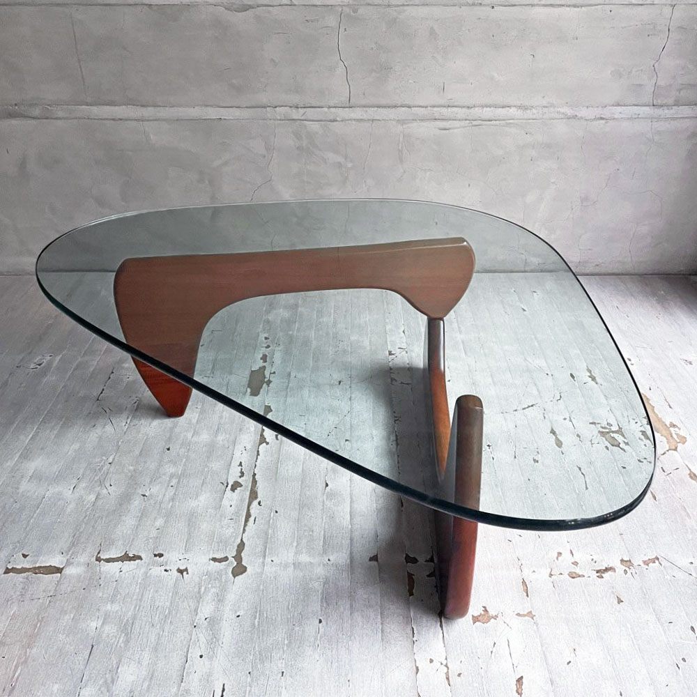 ヴィトラ vitra コーヒーテーブル Coffee Table イサムノグチ Isamu Noguchi ガラス天板 厚19mm ウォールナットフレーム ミッドセンチュリー 名作  参考定価￥514,800- ♪