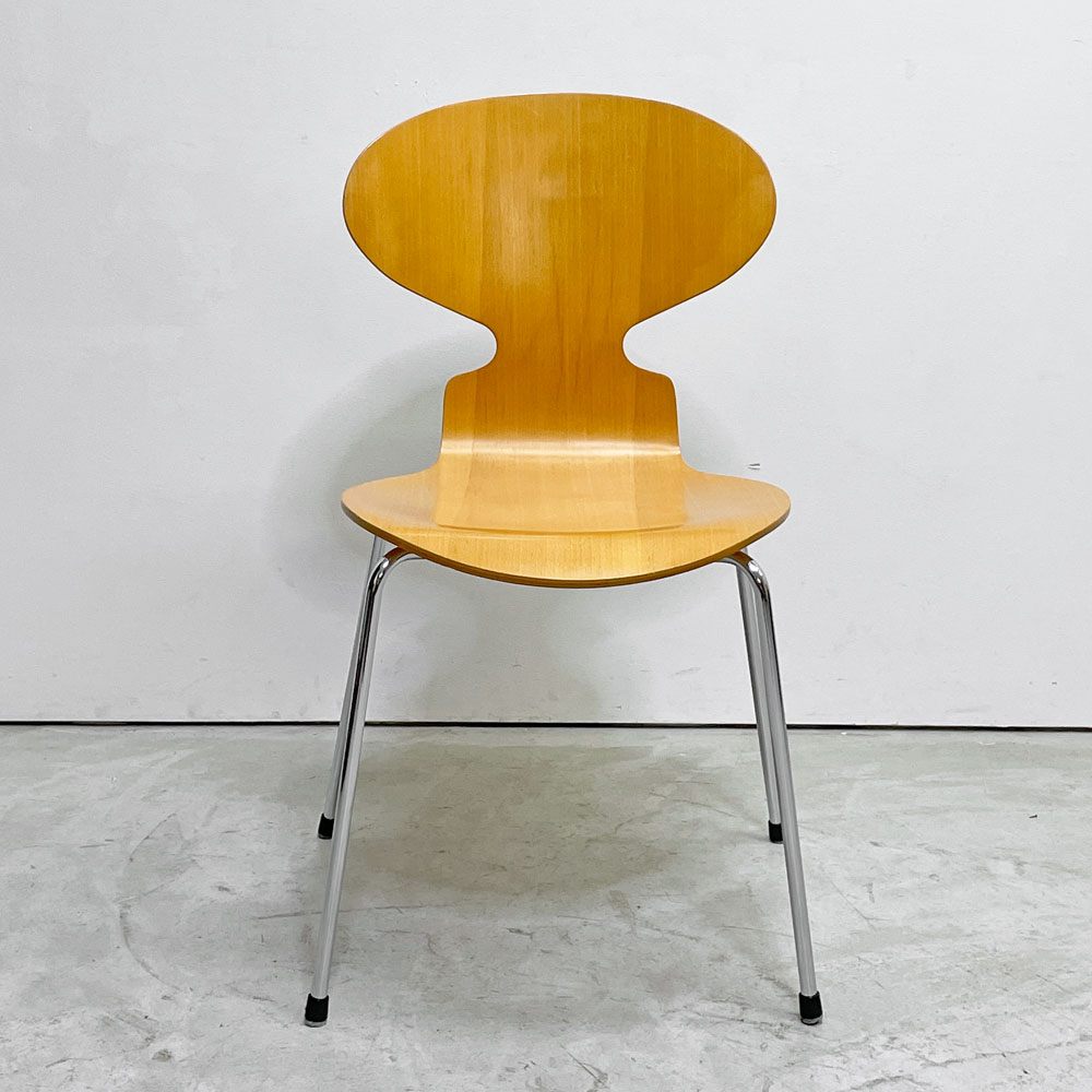 フリッツハンセン Fritz Hansen 3101 アリンコチェア アントチェア 4本脚 ナチュラルビーチ ラッカー仕上げ フェルトグライズ アルネ・ヤコブセン D ●