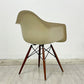 ハーマンミラー Herman Miller アームシェルチェア セカンド 2nd ビンテージ FRP ダヴェルベース パーチメント イームズ ミッドセンチュリー ●