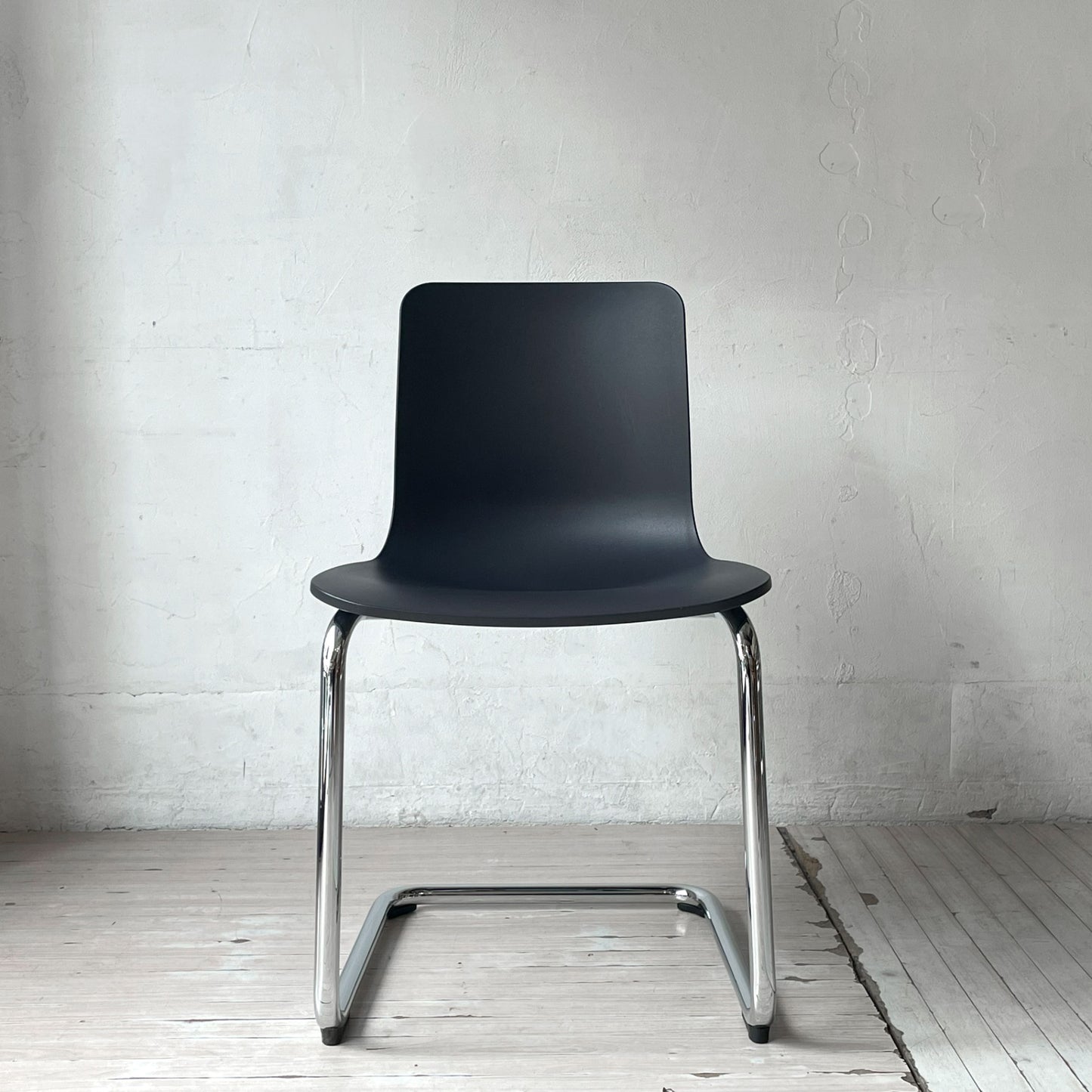 ヴィトラ Vitra ハル RE キャンチレバー HAL RE CANTILEVER ダイニングチェア ジャスパー モリソン Jasper Morrison 定価￥66,000- ★