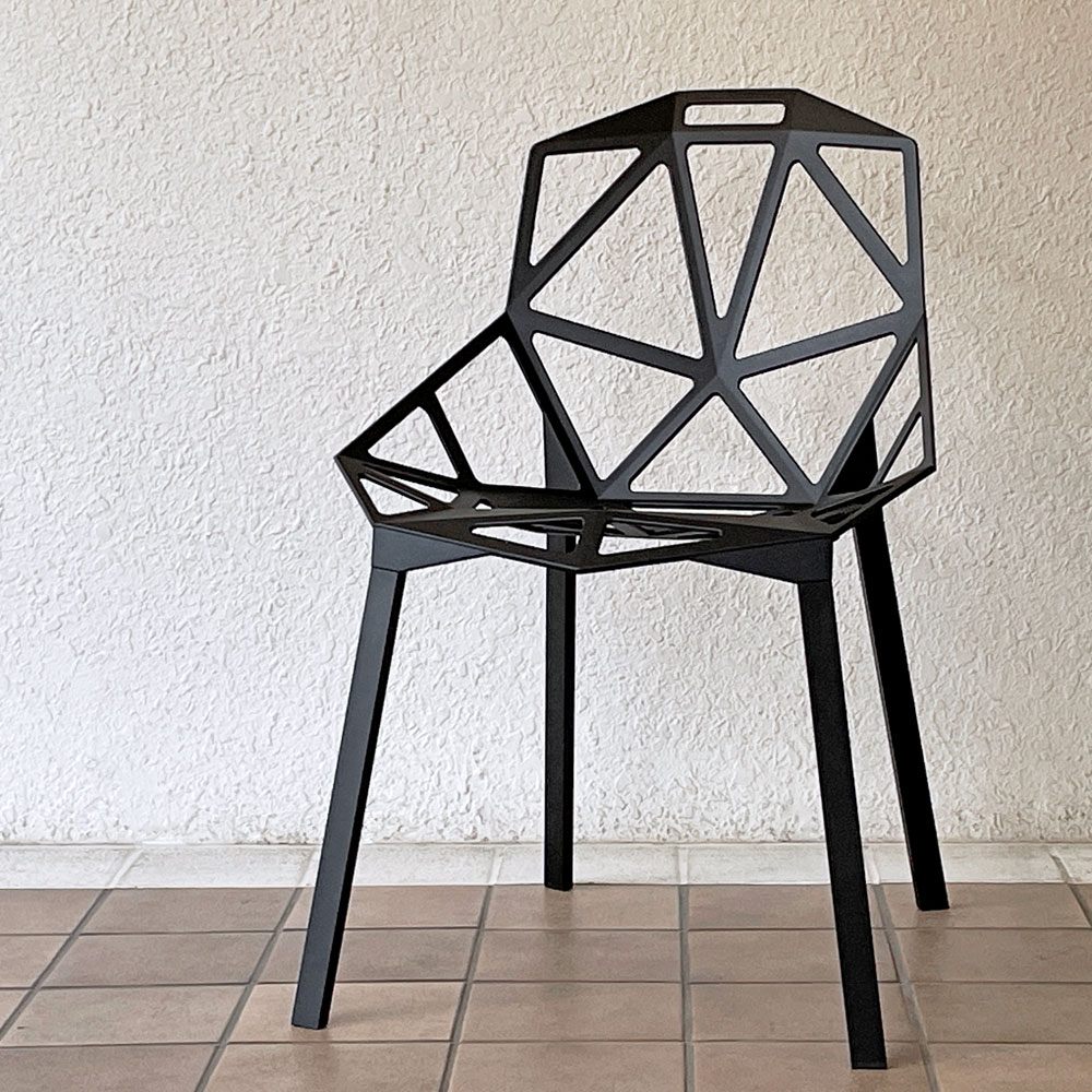 マジス MAGIS チェアワン CHAIR ONE ダイニングチェア コンスタンチン・グルチッチ ブラック スタッキング 屋外使用可 イタリア 定価83,600円 ◇