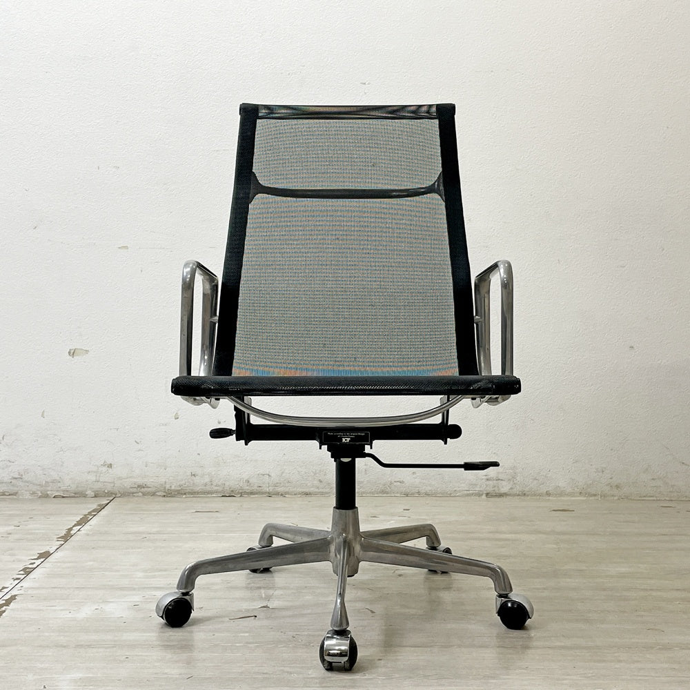アイシーエフ ICF アルミナムグループ マネジメントチェア ハイバック メッシュシート キャスターベース イタリア イームズ C&R Eames ●