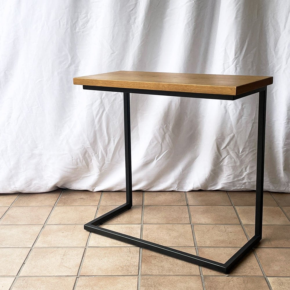 アドレス Address ハント サイドテーブル Mサイズ Hunt side table オーク材 ベッド/ソファサイド アジャスター付き ナチュラル ◇