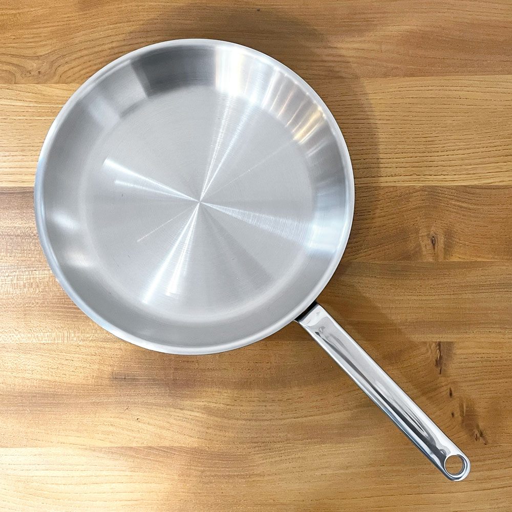 タッパーウェア Tupperware レインボークッカー プレミアム Ⅱ 30㎝ フライパン 蓋付 日本未発売 IH対応 箱付き ◎