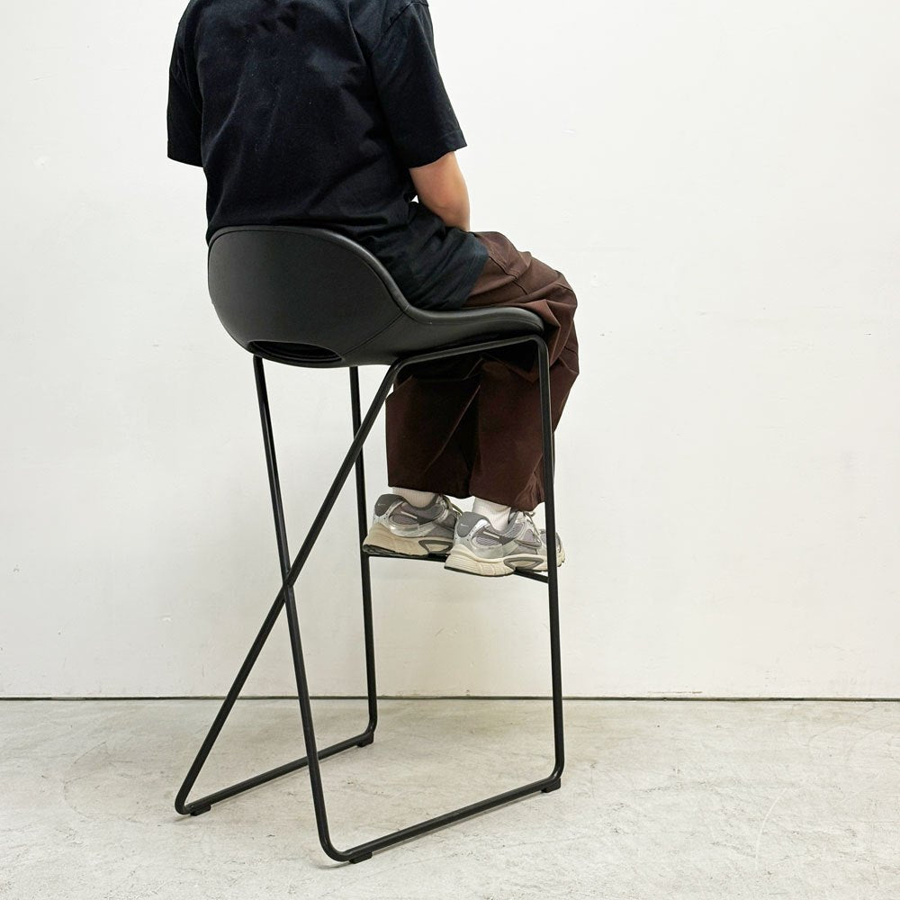 ザ・コンランショップ THE CONRAN SHOP クロスレッグ CROSS LEG ハイスツール 本革 レザー ブラック マグナス・ロング イギリス 参考定価￥187,000- A ●
