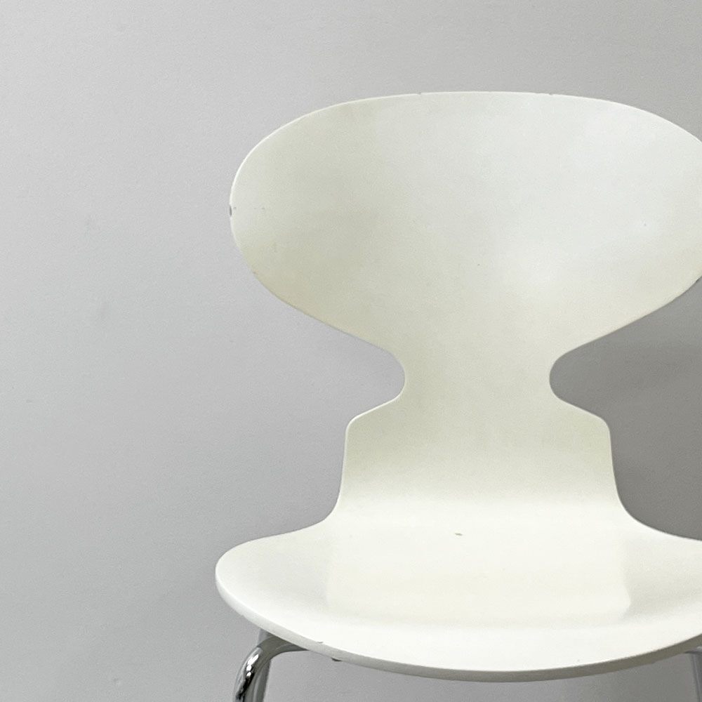 フリッツハンセン Fritz Hansen アントチェア ANT CHAIR アリンコチェア 4本脚 ホワイト ラッカー アルネ・ヤコブセン デンマーク 北欧家具 B ●