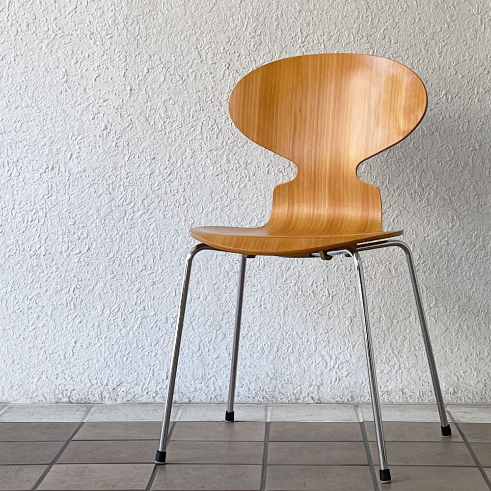 フリッツハンセン Fritz Hansen 3101 アリンコチェア アントチェア 4本脚 ナチュラルビーチ ラッカー仕上げ フェルトグライズ アルネ・ヤコブセン C ◇