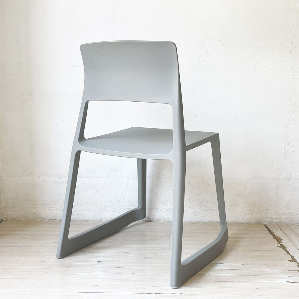 ヴィトラ Vitra ティプトン Tipton ダイニングチェア スタッキングチェア チルト機能 ロッキングチェア グレーカラー A ★