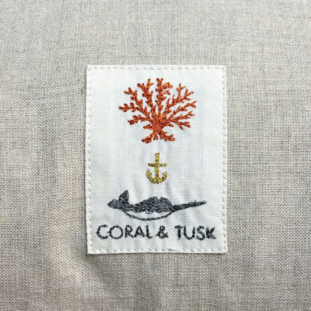 コーラルアンドタスク Coral & Tusk ツリートリマーズリース Tree Trimmers Wreath 50×50cm クッション リネン カバーリング 刺繍 ●